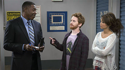Comic Book Issues episode synopsis,reviews,forums,photos,