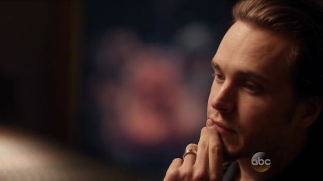 Somebody Pick Up My Pieces episode synopsis,reviews,forums,photos,