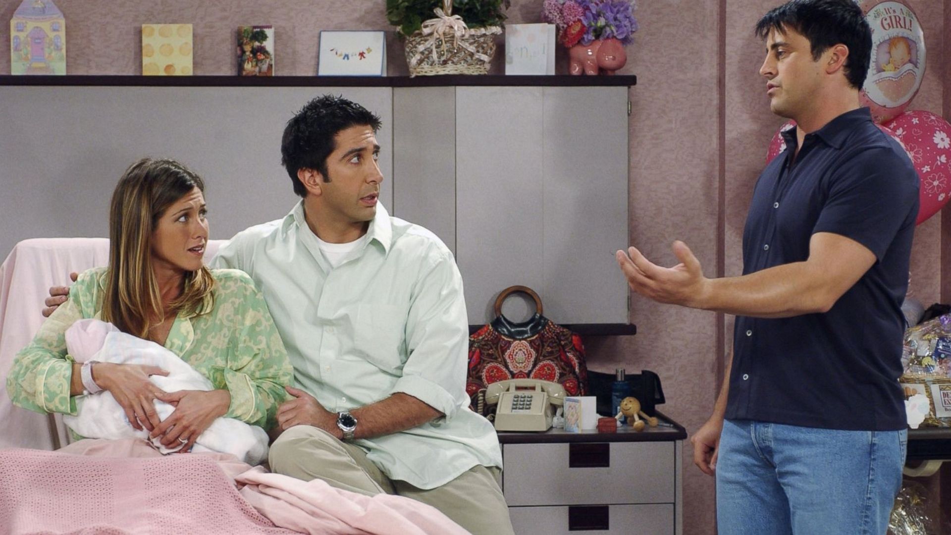 The One Where No One Proposes episode synopsis,reviews,forums,photos,
