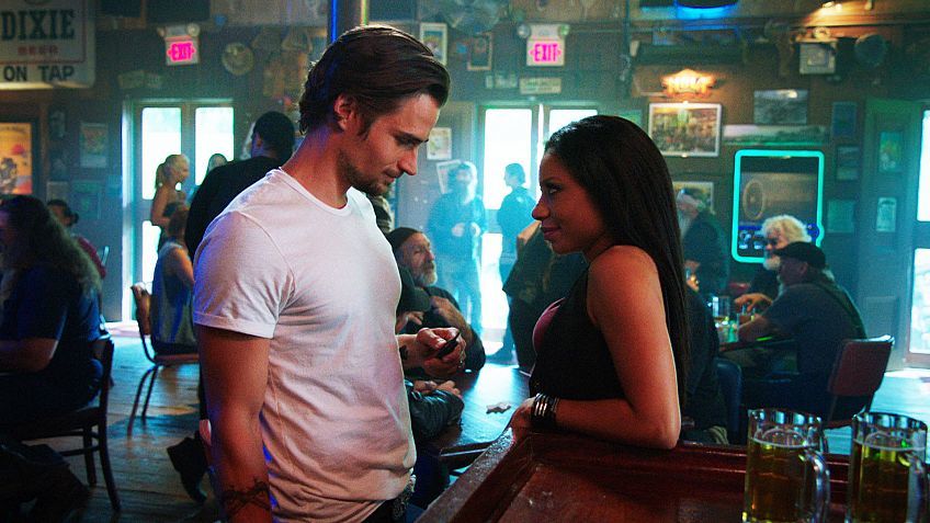Outlaws episode synopsis,reviews,forums,photos,