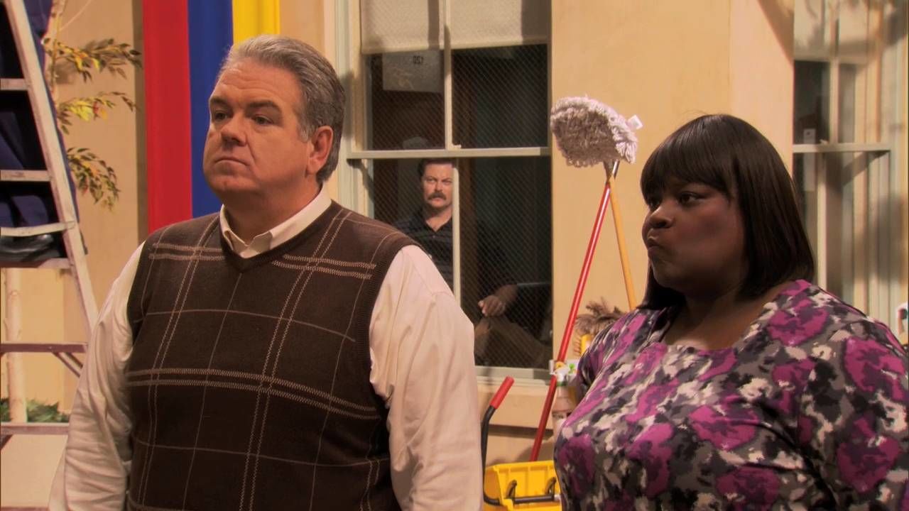 Sister City episode synopsis,reviews,forums,photos,