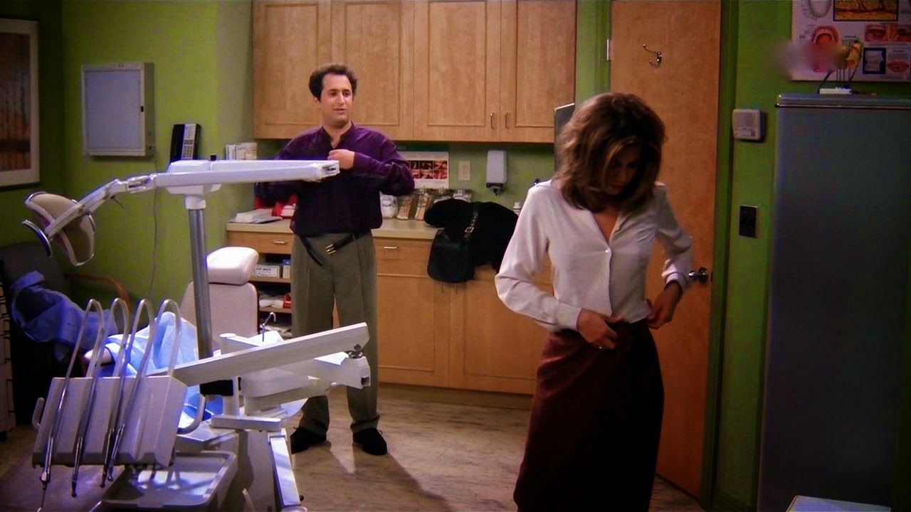 The One With the Evil Orthodontist episode synopsis,reviews,forums,photos,