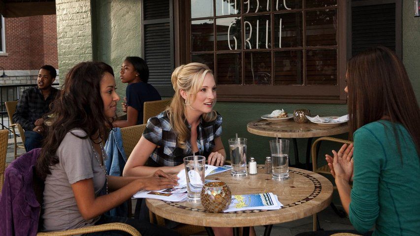The Night of the Comet episode synopsis,reviews,forums,photos,