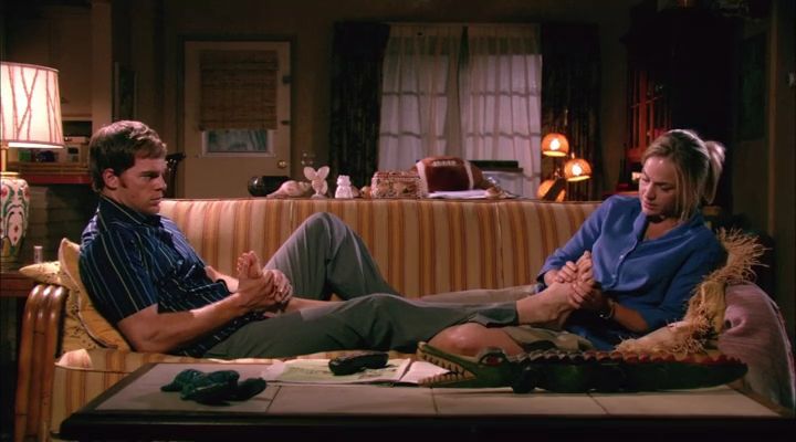 Circle of Friends episode synopsis,reviews,forums,photos,