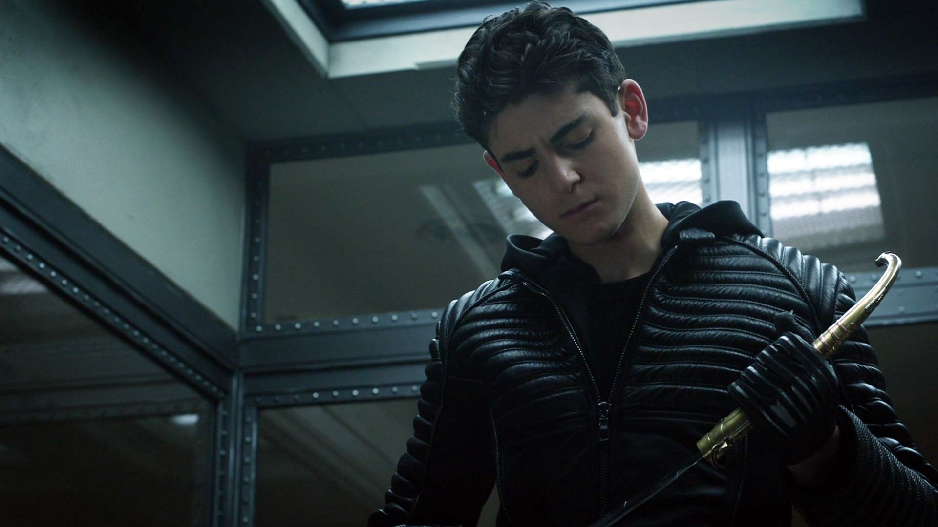 A Dark Knight: The Blade's Path episode synopsis,reviews,forums,photos,