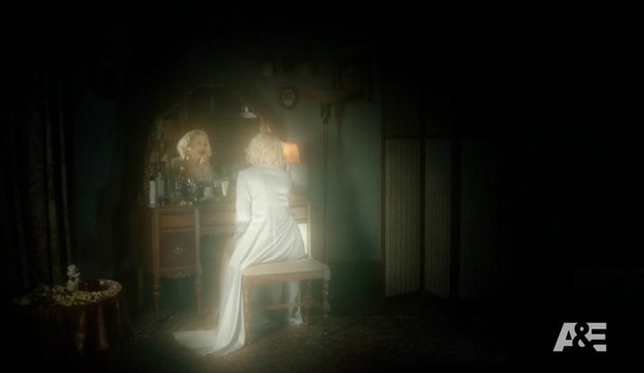 The Body episode synopsis,reviews,forums,photos,