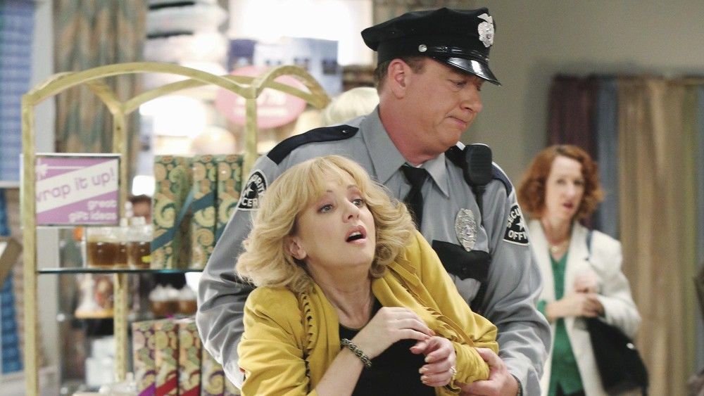 Shopping episode synopsis,reviews,forums,photos,