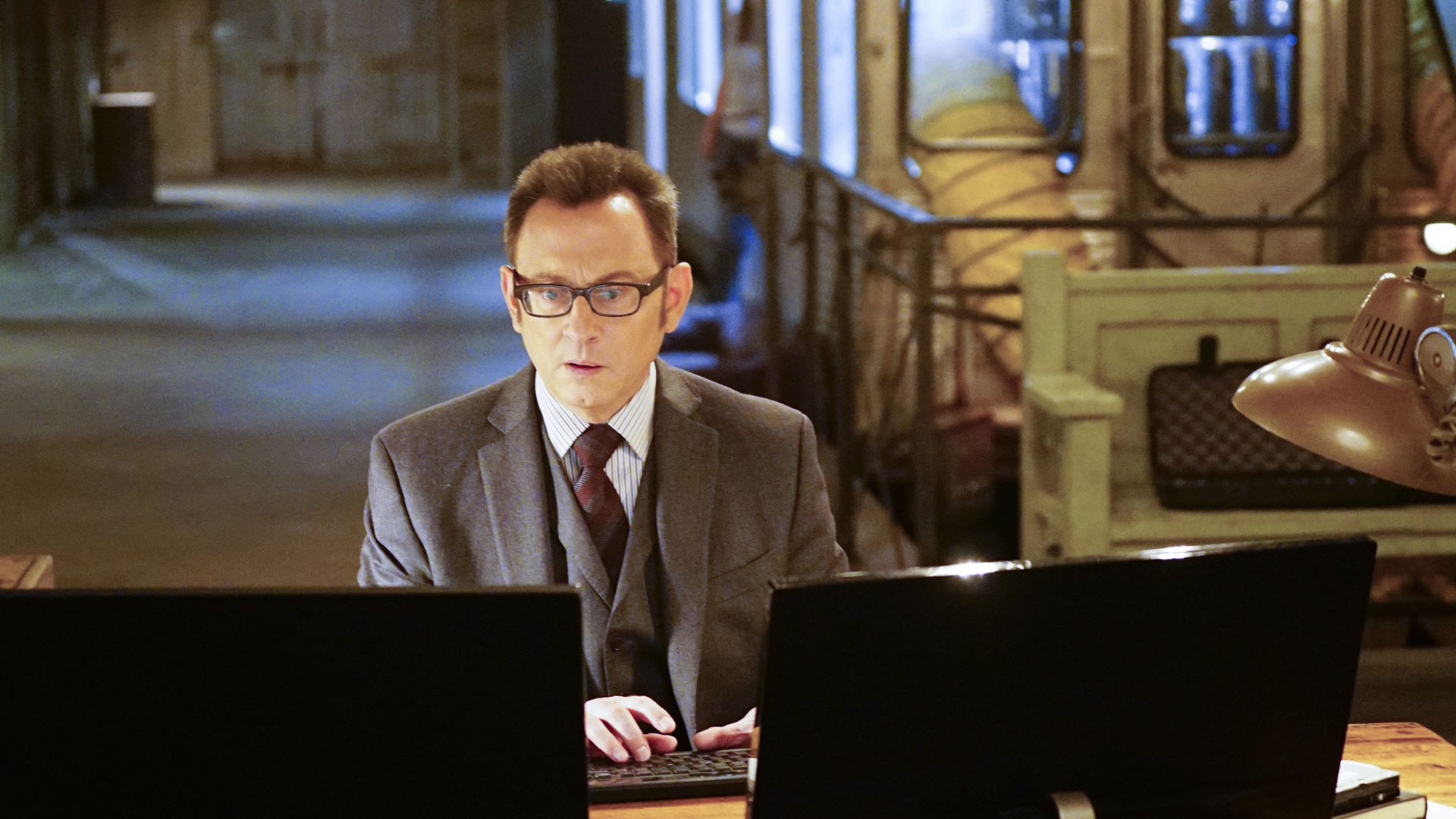 Sotto Voce episode synopsis,reviews,forums,photos,