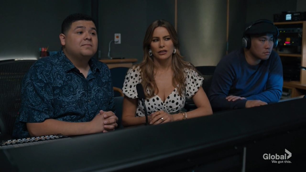 New Kids on the Block episode synopsis,reviews,forums,photos,