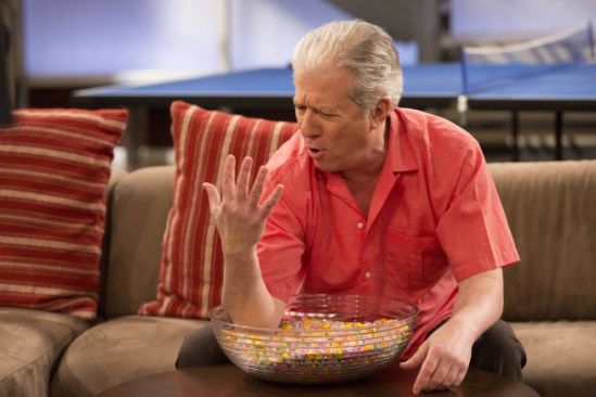 Heckuva Job, Brownie episode synopsis,reviews,forums,photos,
