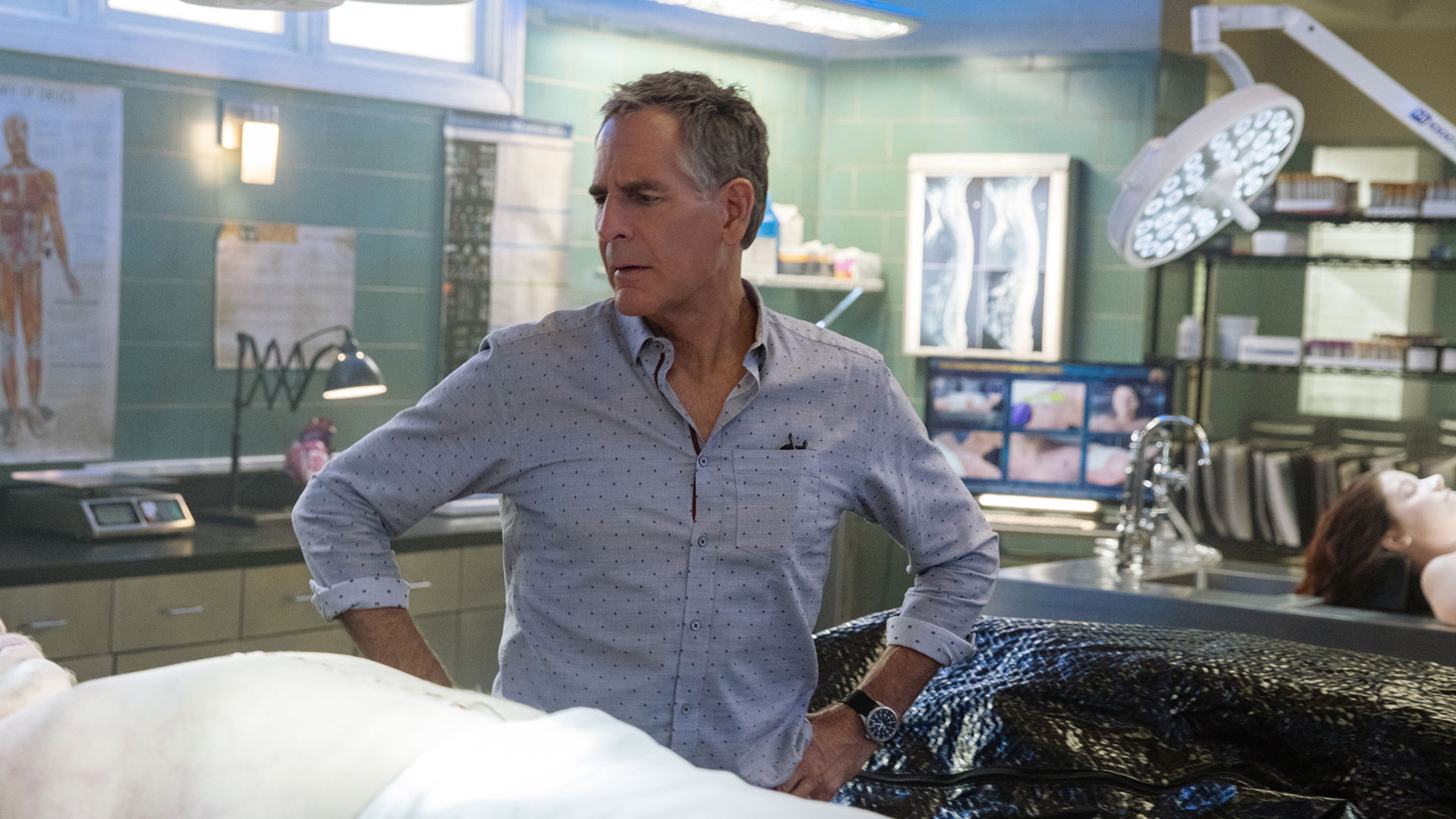 X episode synopsis,reviews,forums,photos,