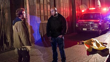 Sic Semper Tyranis episode synopsis,reviews,forums,photos,