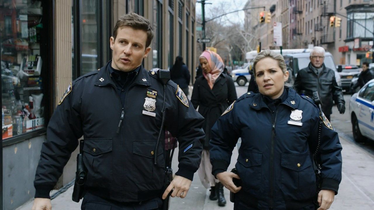 Close Calls episode synopsis,reviews,forums,photos,