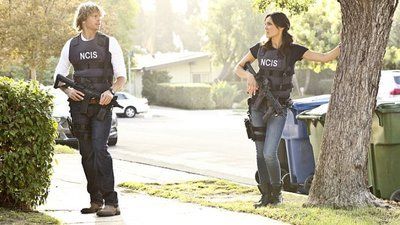 Defectors episode synopsis,reviews,forums,photos,