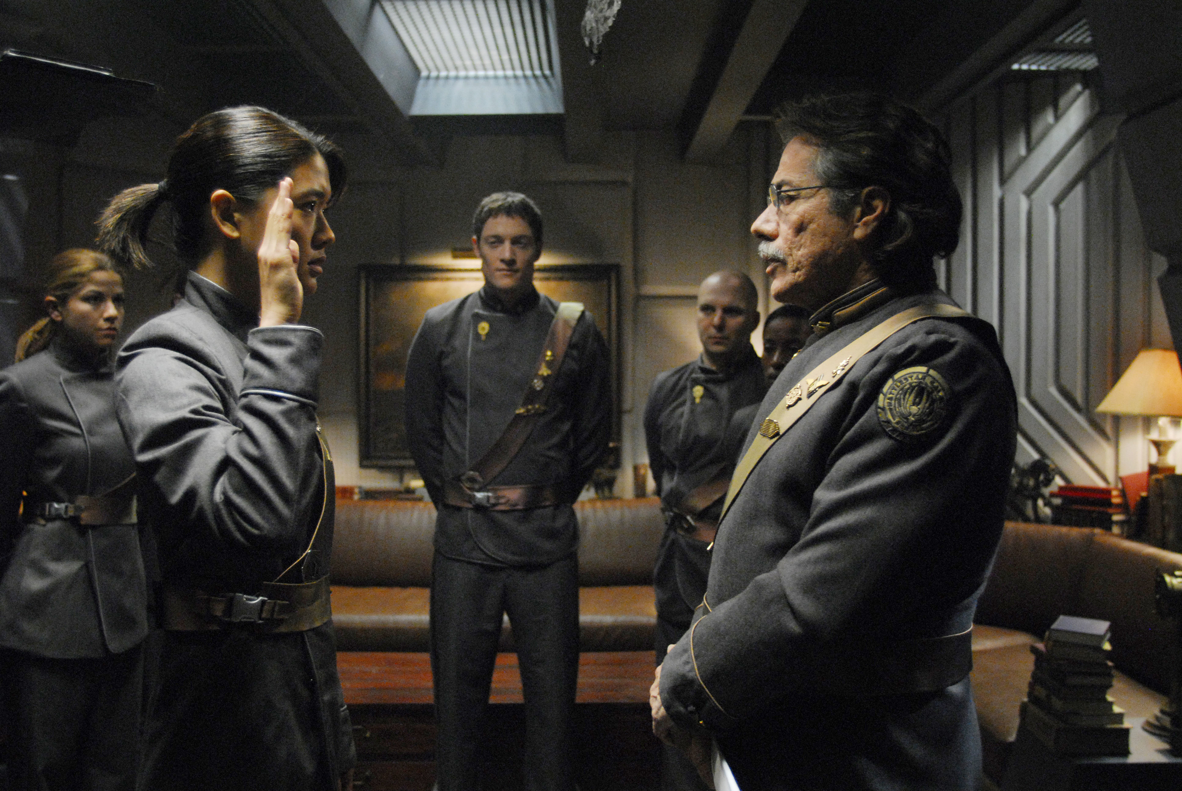 Precipice (2) episode synopsis,reviews,forums,photos,