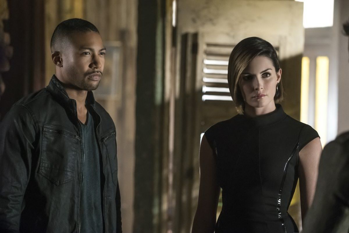 I Hear You Knocking episode synopsis,reviews,forums,photos,