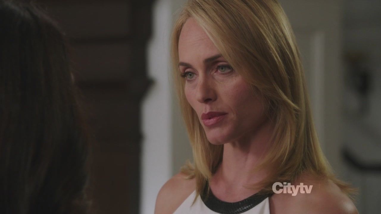Intrigue episode synopsis,reviews,forums,photos,