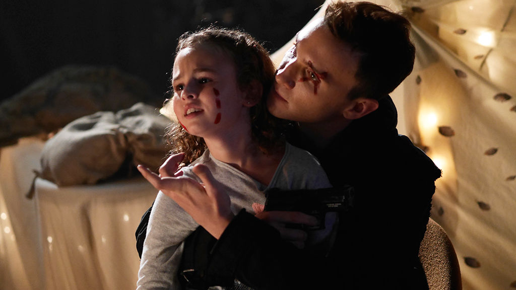 Transitory Sacrifices of Crisis episode synopsis,reviews,forums,photos,