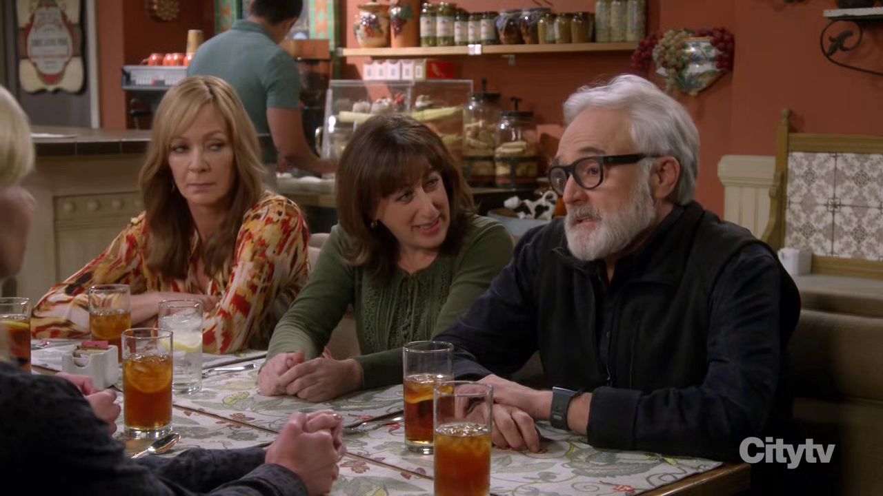 Big Floor Pillows and a Ball of Fire episode synopsis,reviews,forums,photos,