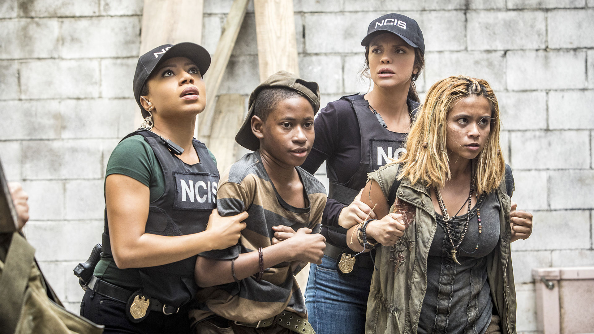 Hard Knock Life episode synopsis,reviews,forums,photos,