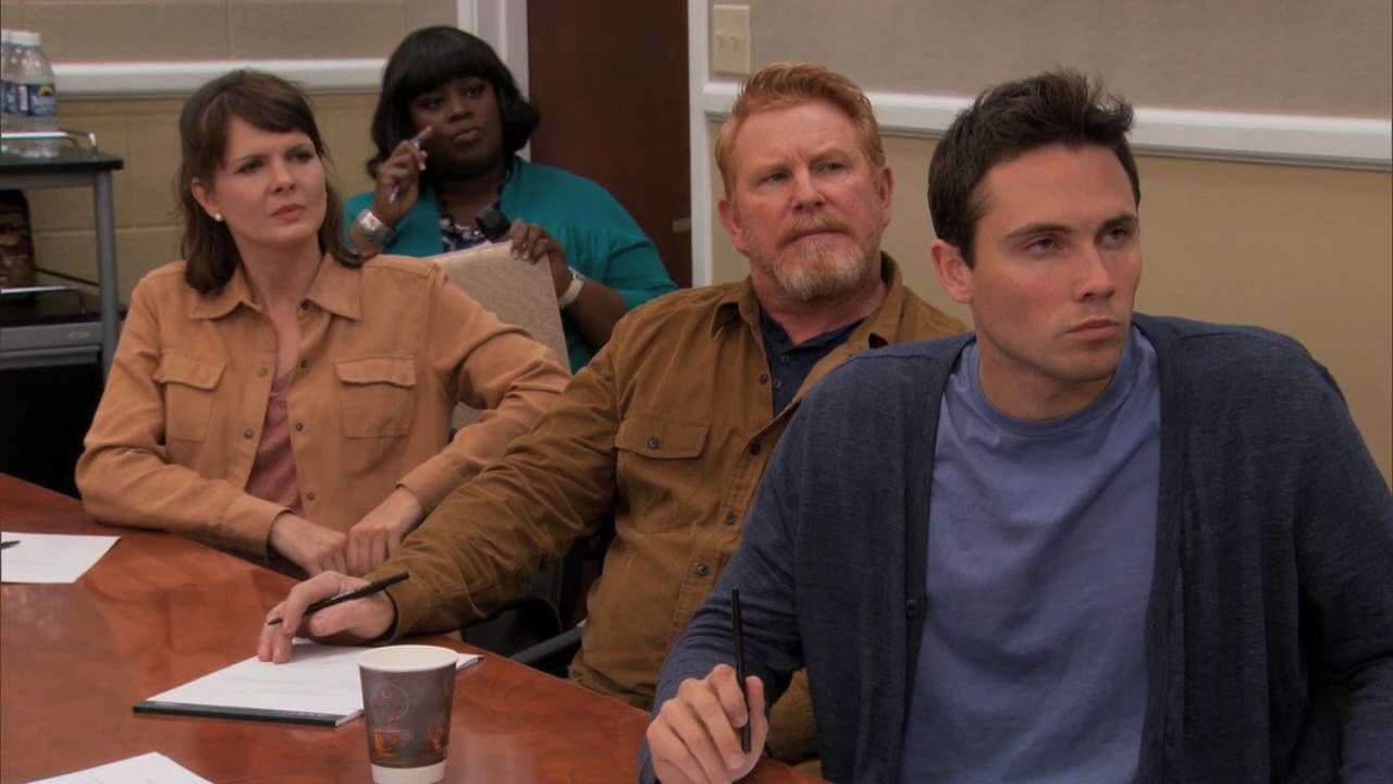 Bowling for Votes episode synopsis,reviews,forums,photos,