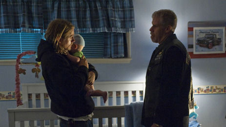 Service episode synopsis,reviews,forums,photos,