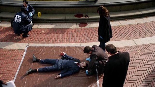 The Man in the Killer Suit episode synopsis,reviews,forums,photos,
