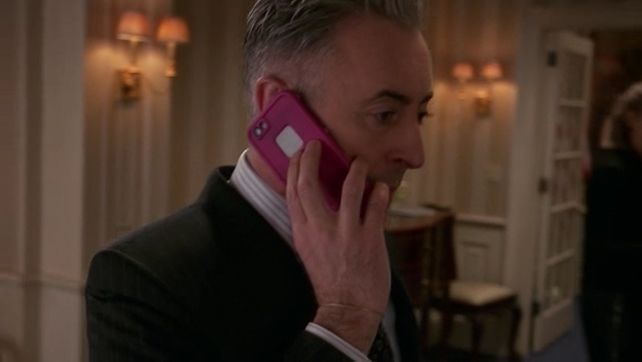 Landing episode synopsis,reviews,forums,photos,