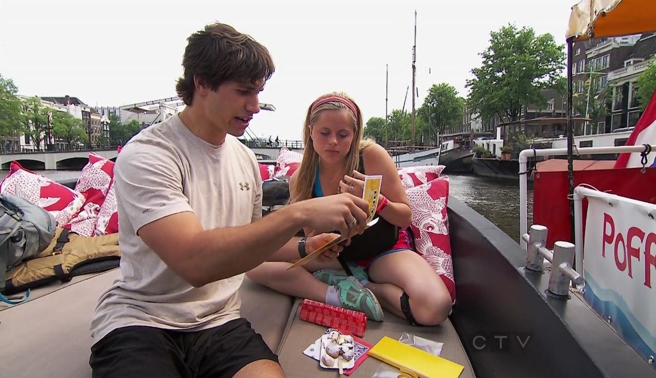 Fishy Kiss episode synopsis,reviews,forums,photos,