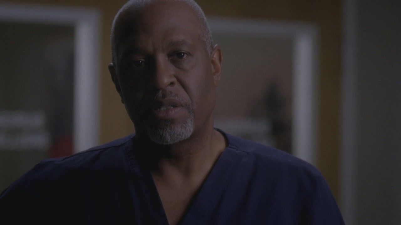 Holidaze episode synopsis,reviews,forums,photos,
