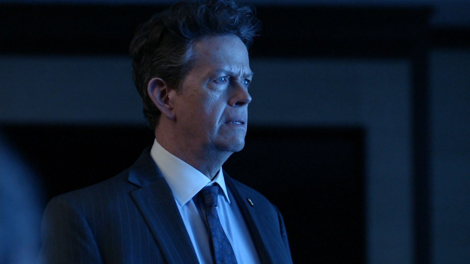 Useful Idiot episode synopsis,reviews,forums,photos,