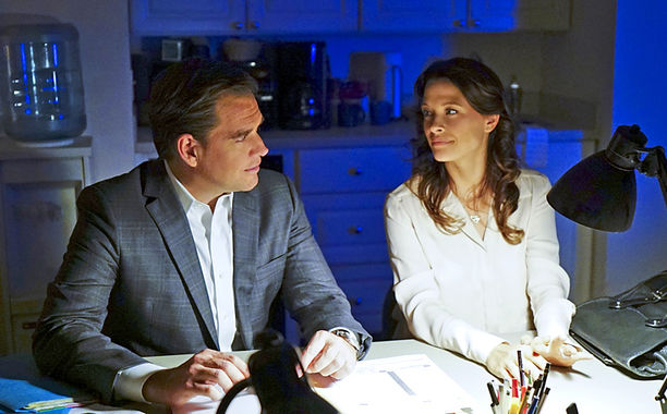 Loose Cannons episode synopsis,reviews,forums,photos,