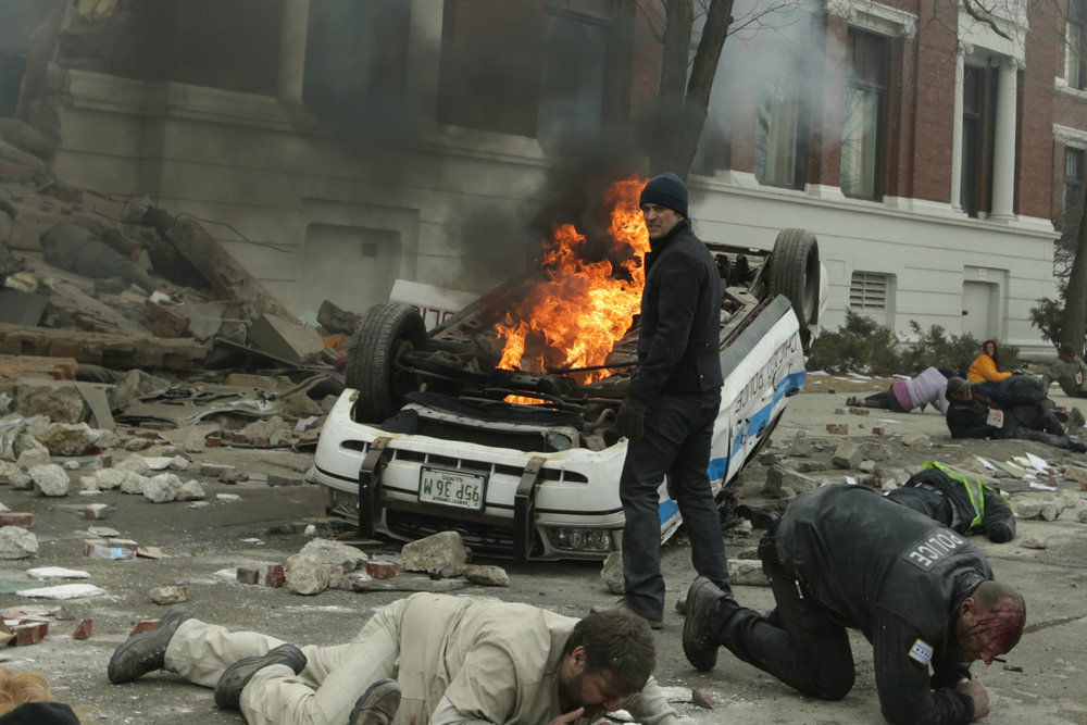 A Dark Day episode synopsis,reviews,forums,photos,