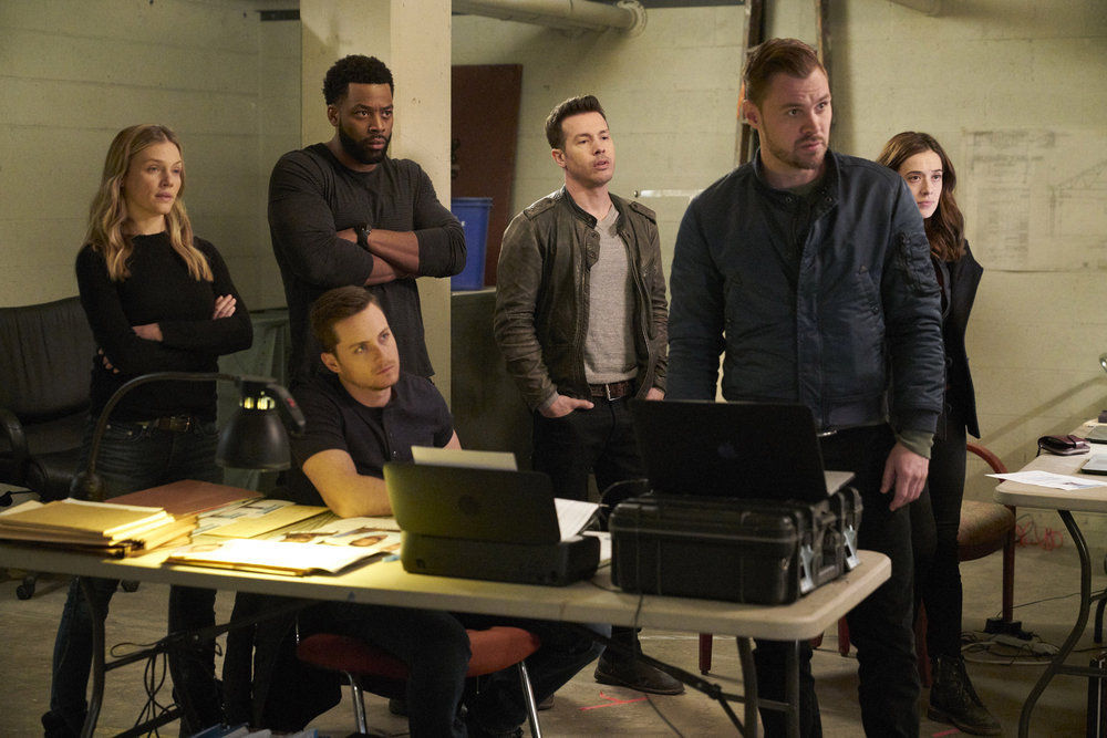 Homecoming episode synopsis,reviews,forums,photos,