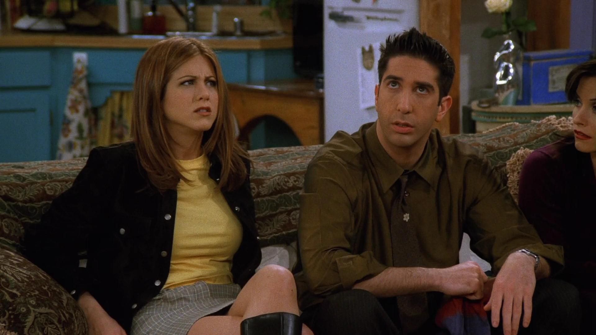 The One Where Chandler Can't Remember Which Sister episode synopsis,reviews,forums,photos,