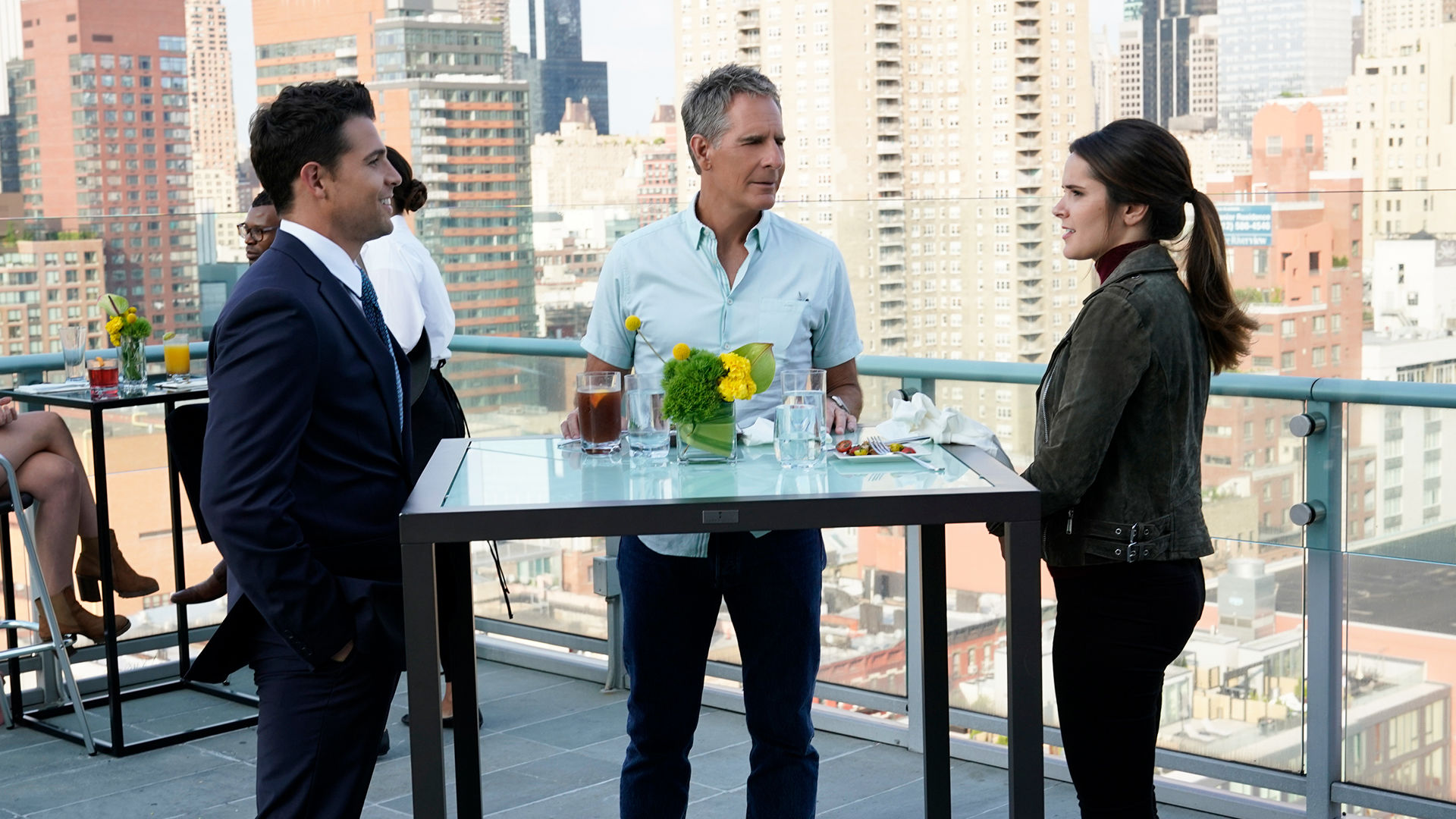 Bad Apple episode synopsis,reviews,forums,photos,