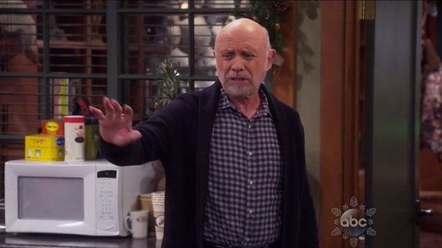 Gift of the Wise Man episode synopsis,reviews,forums,photos,