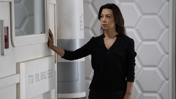 Emancipation episode synopsis,reviews,forums,photos,