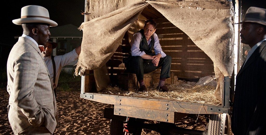 Two Imposters episode synopsis,reviews,forums,photos,