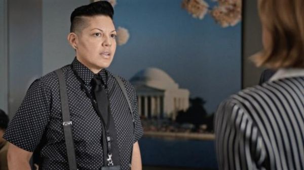 The Fourth Estate episode synopsis,reviews,forums,photos,