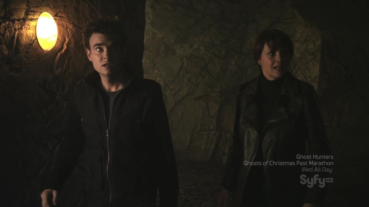 Hollow Men episode synopsis,reviews,forums,photos,