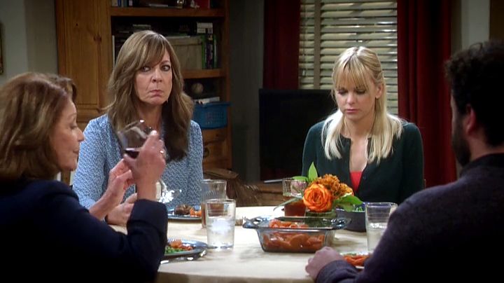 Kreplach and a Tiny Tush episode synopsis,reviews,forums,photos,