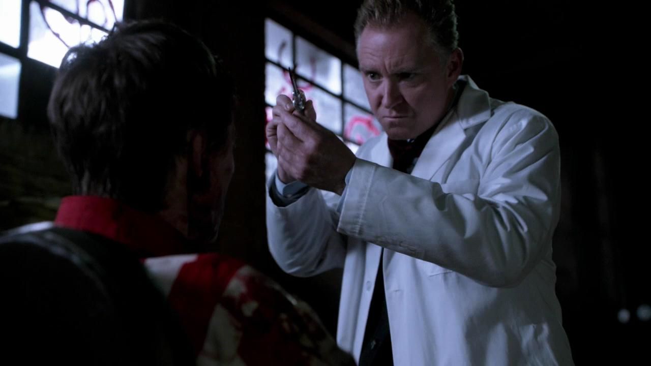 Torn and Frayed episode synopsis,reviews,forums,photos,