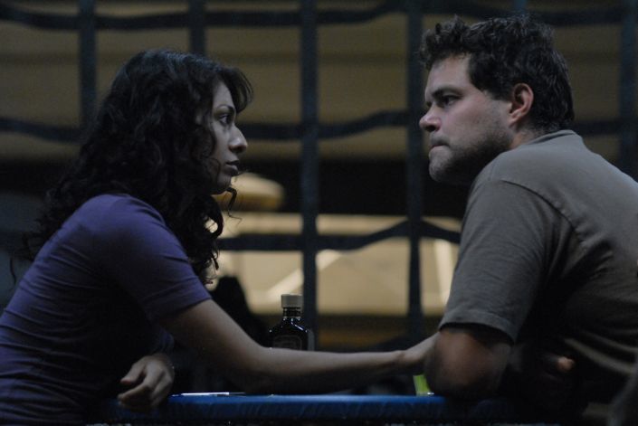 The Ties That Bind episode synopsis,reviews,forums,photos,