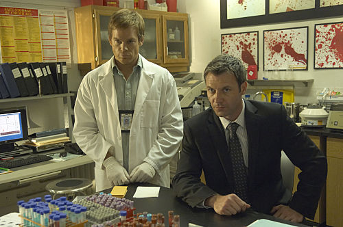 Circle Us episode synopsis,reviews,forums,photos,