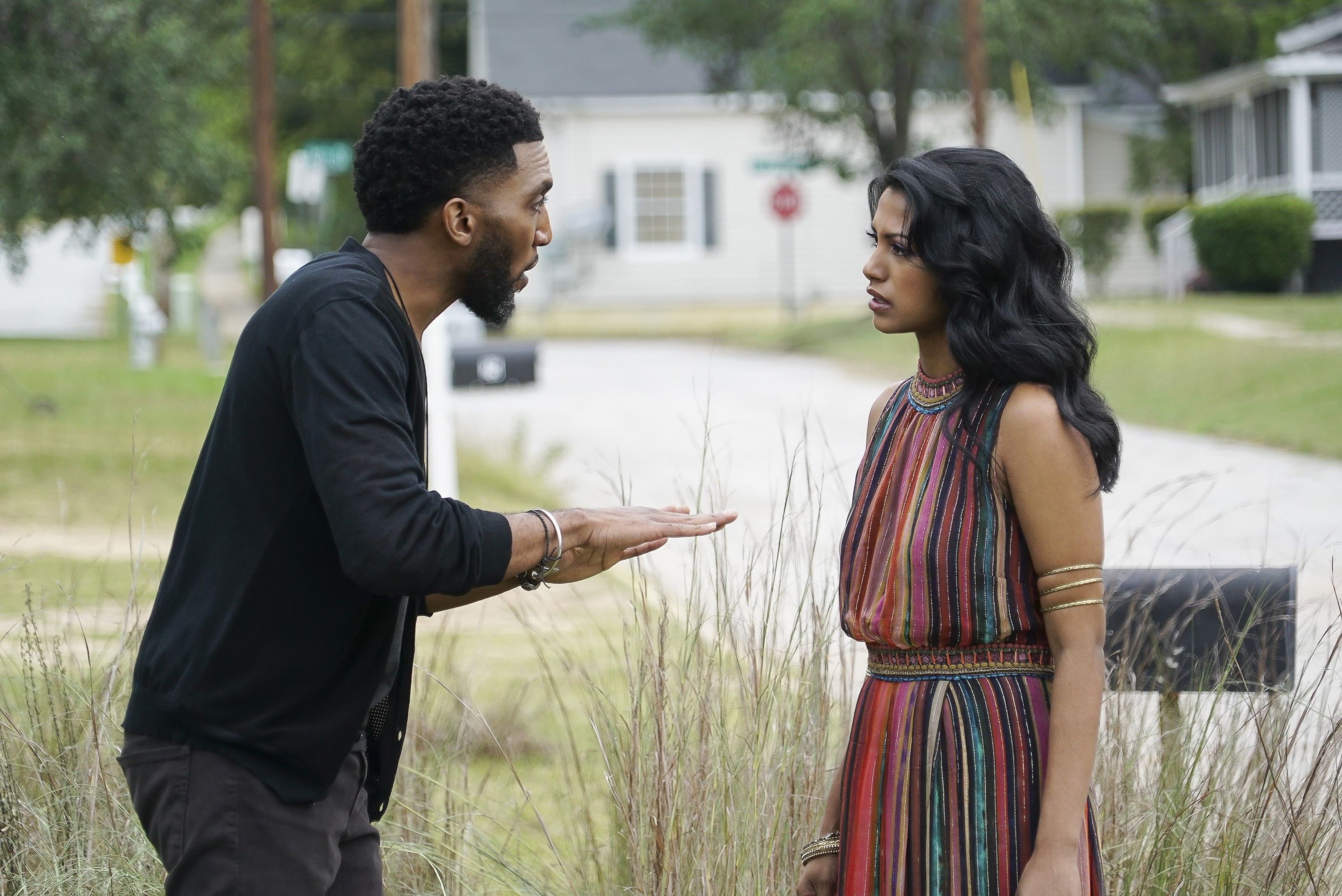 Between the Devil and the Deep Blue Sea episode synopsis,reviews,forums,photos,
