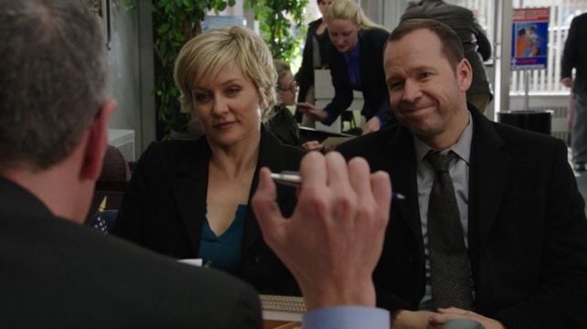 Baggage episode synopsis,reviews,forums,photos,