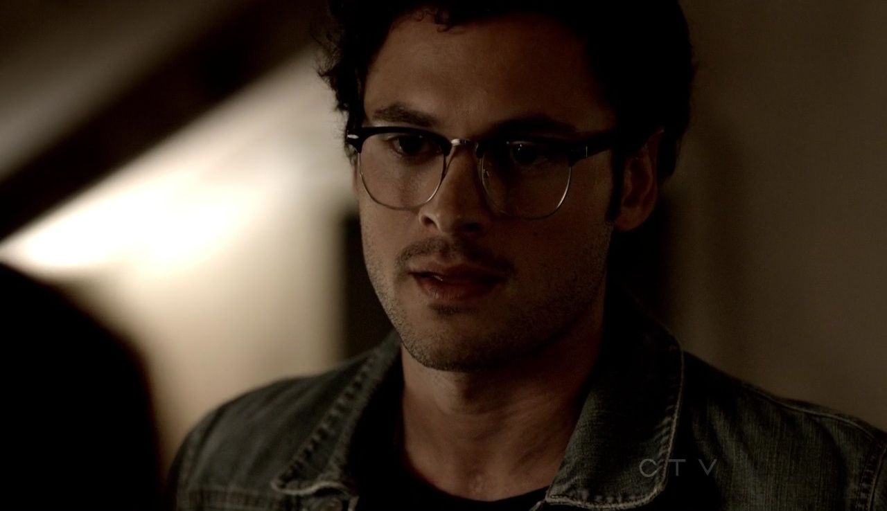 Love Hurts episode synopsis,reviews,forums,photos,
