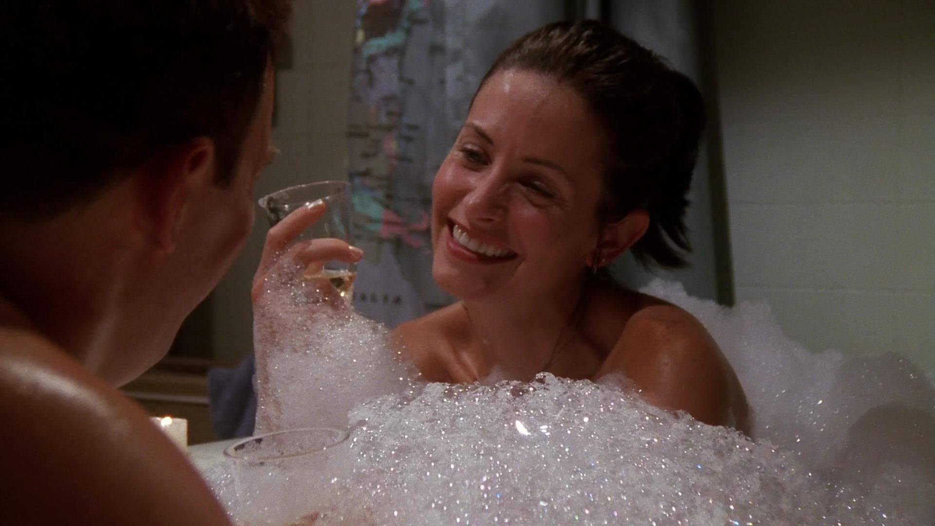 The One With All the Kissing episode synopsis,reviews,forums,photos,