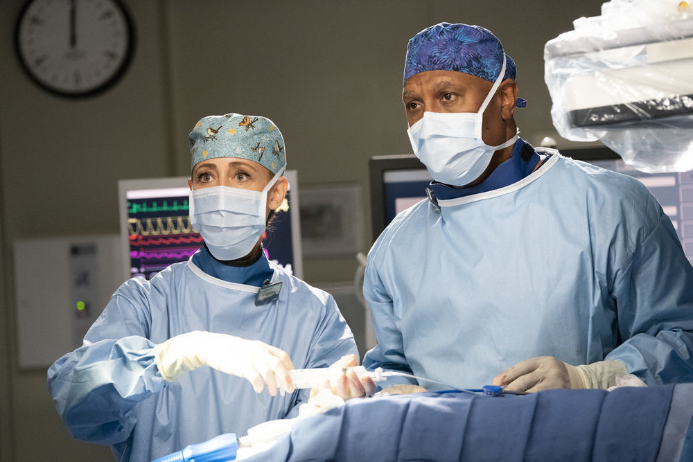 I Want a New Drug episode synopsis,reviews,forums,photos,
